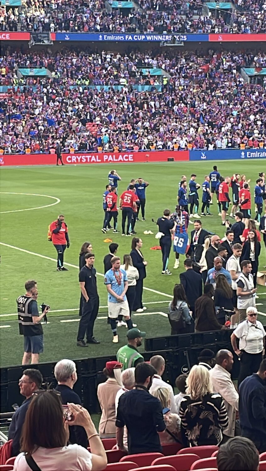 ウェンブリースタジアム観戦の様子